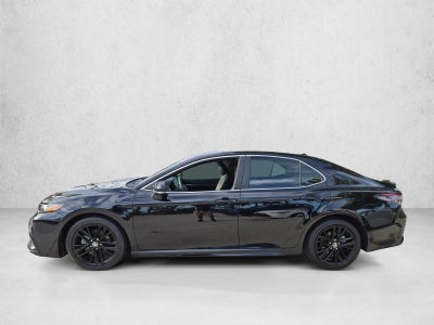 2024 Toyota Camry SE Auto (SE)