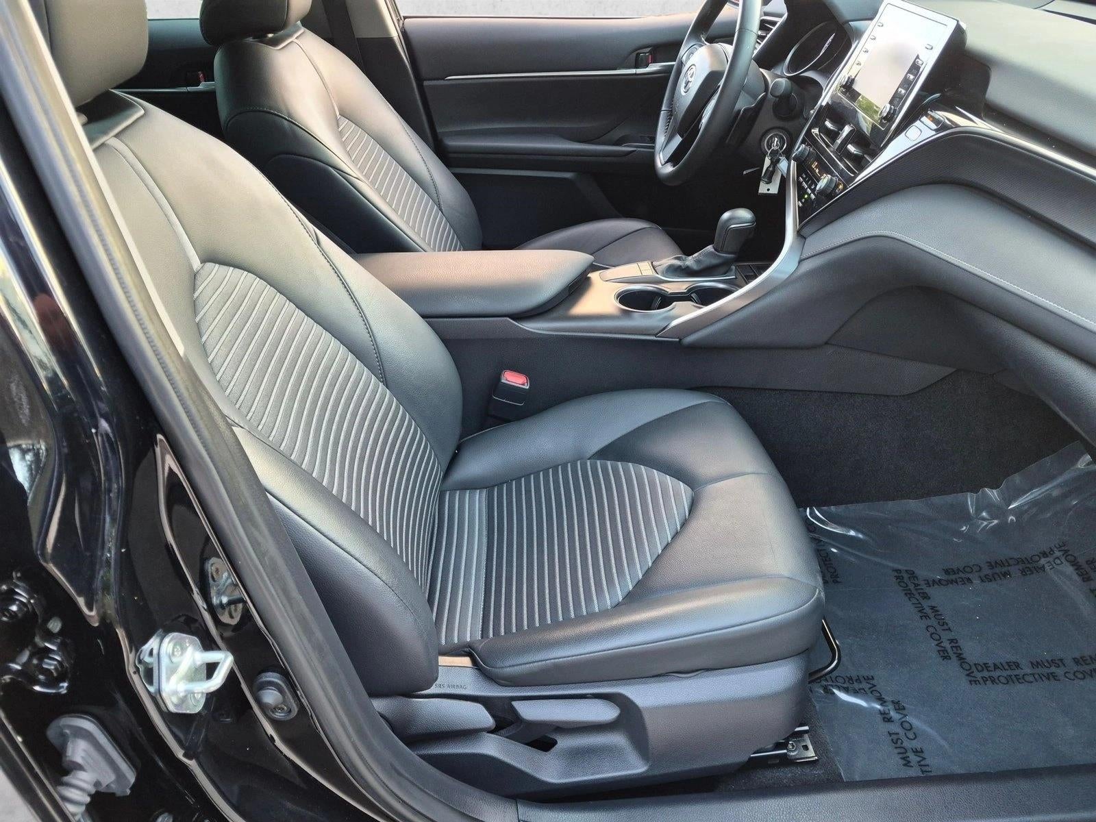 2024 Toyota Camry SE Auto (SE)