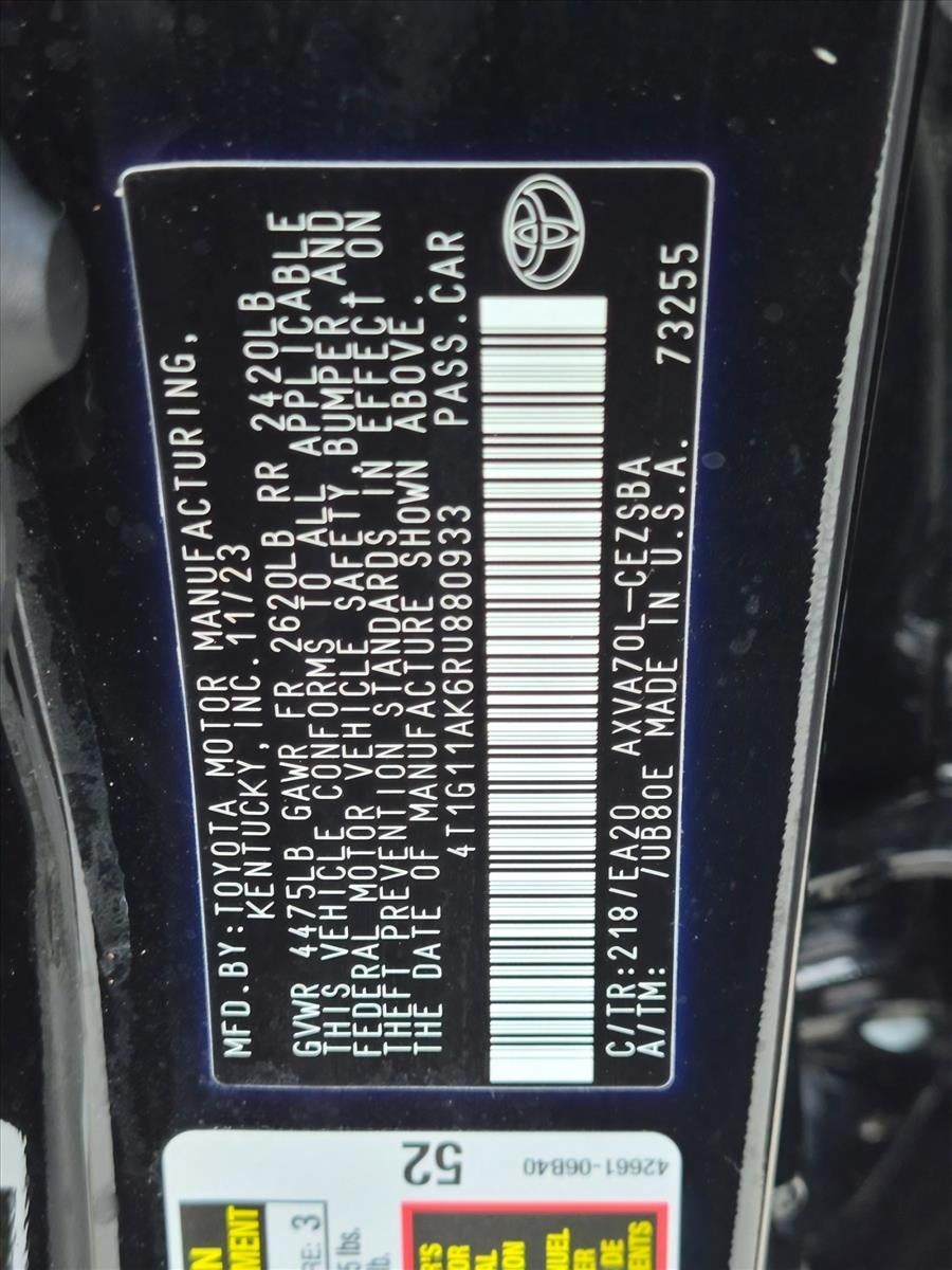 2024 Toyota Camry SE Auto (SE)