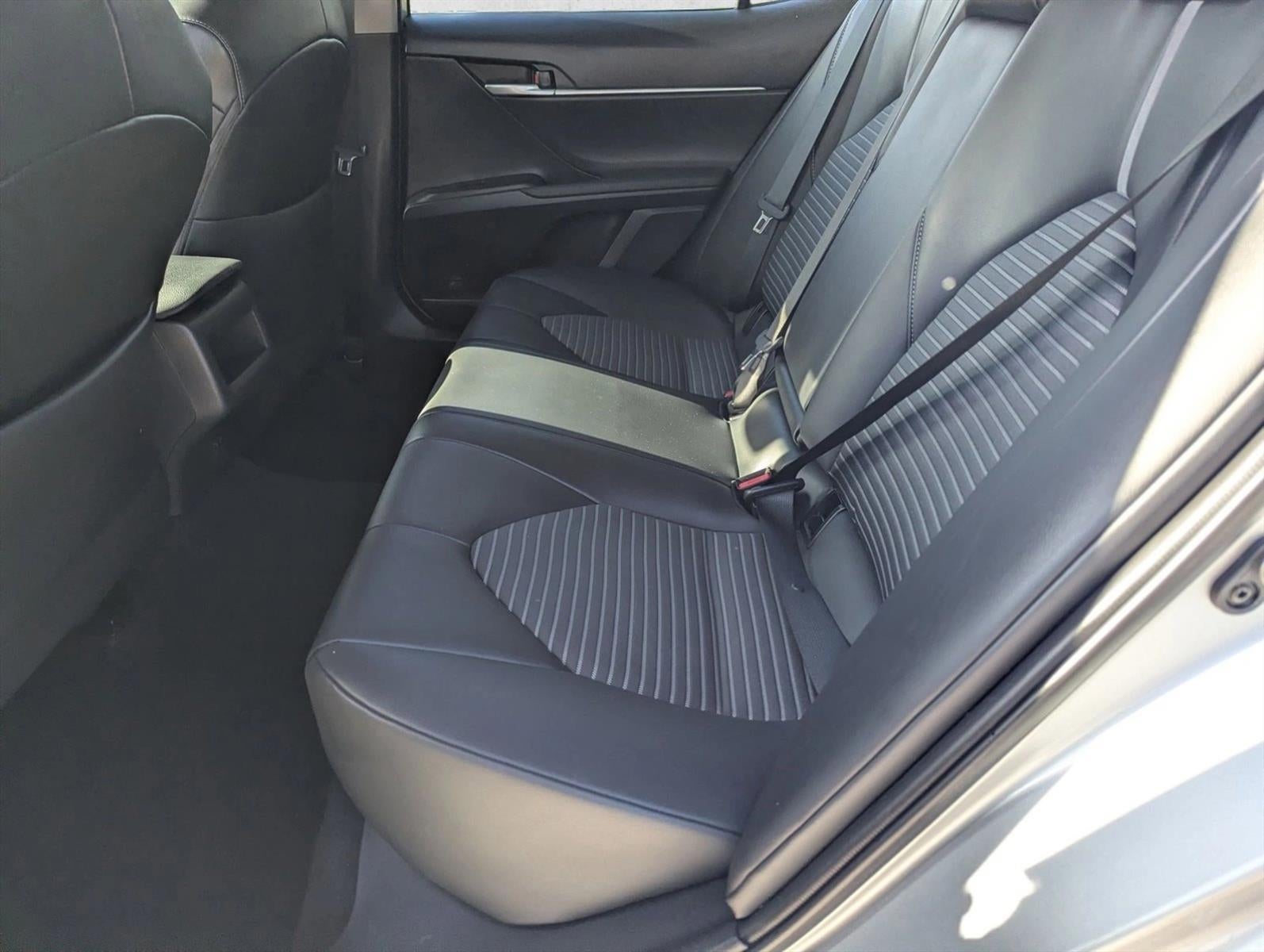 2023 Toyota Camry SE Auto (SE)