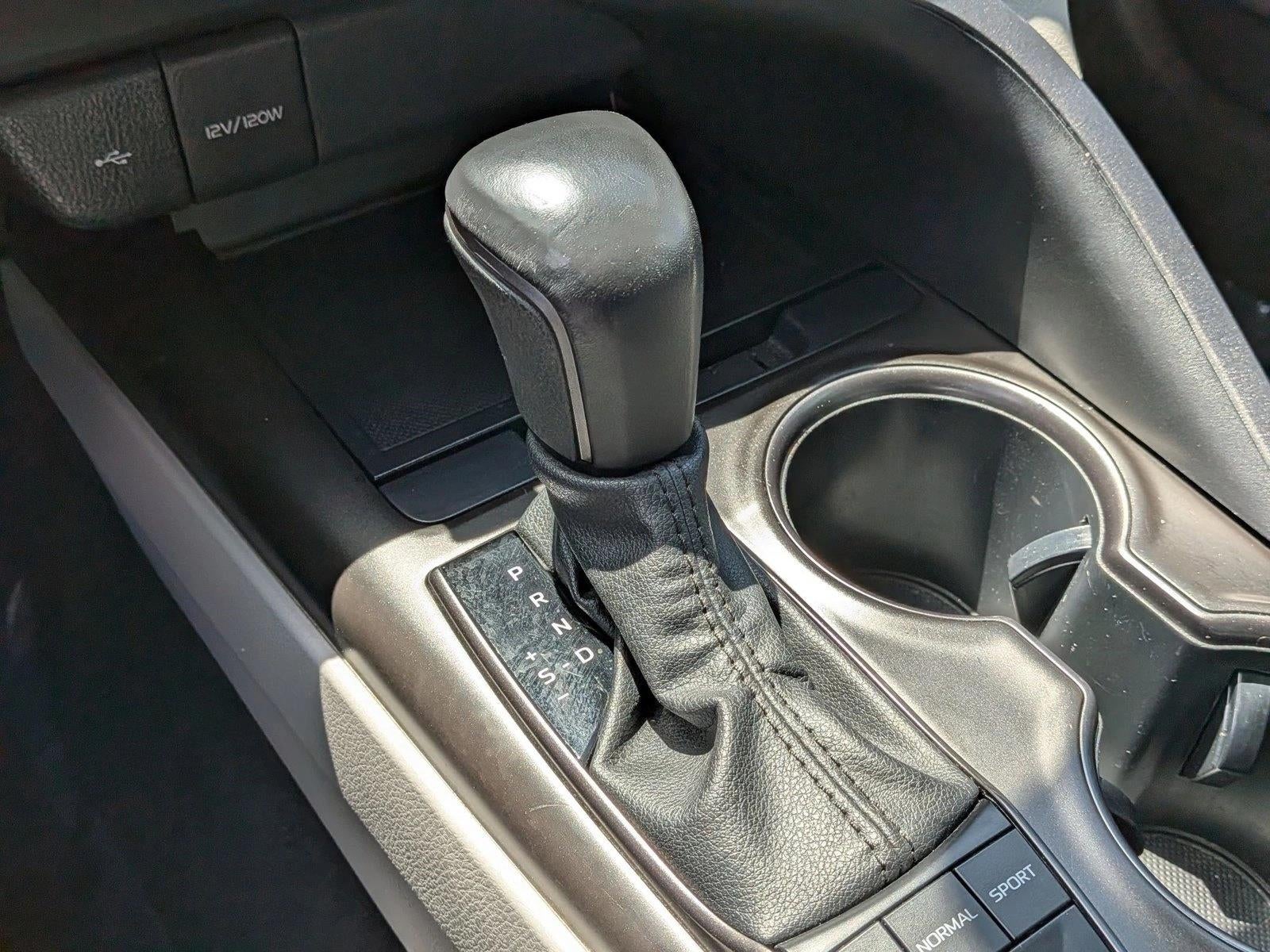 2023 Toyota Camry SE Auto (SE)