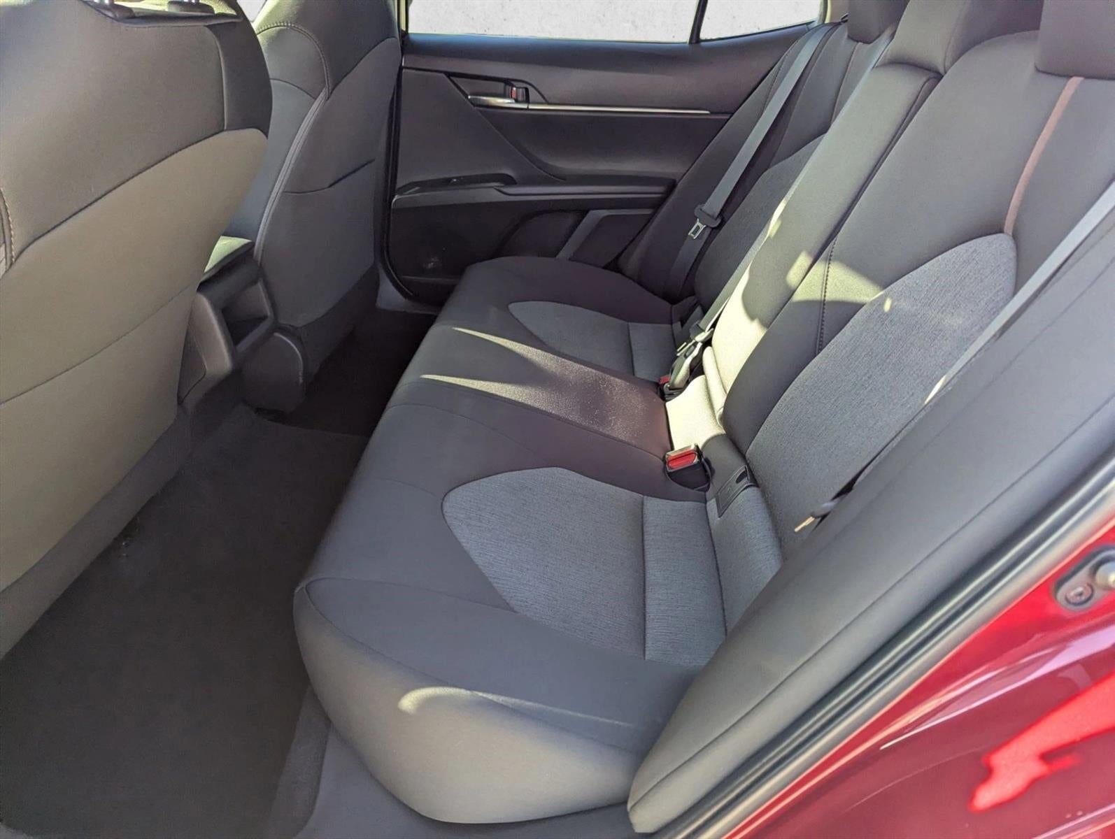 2020 Toyota Camry LE Auto (SE)