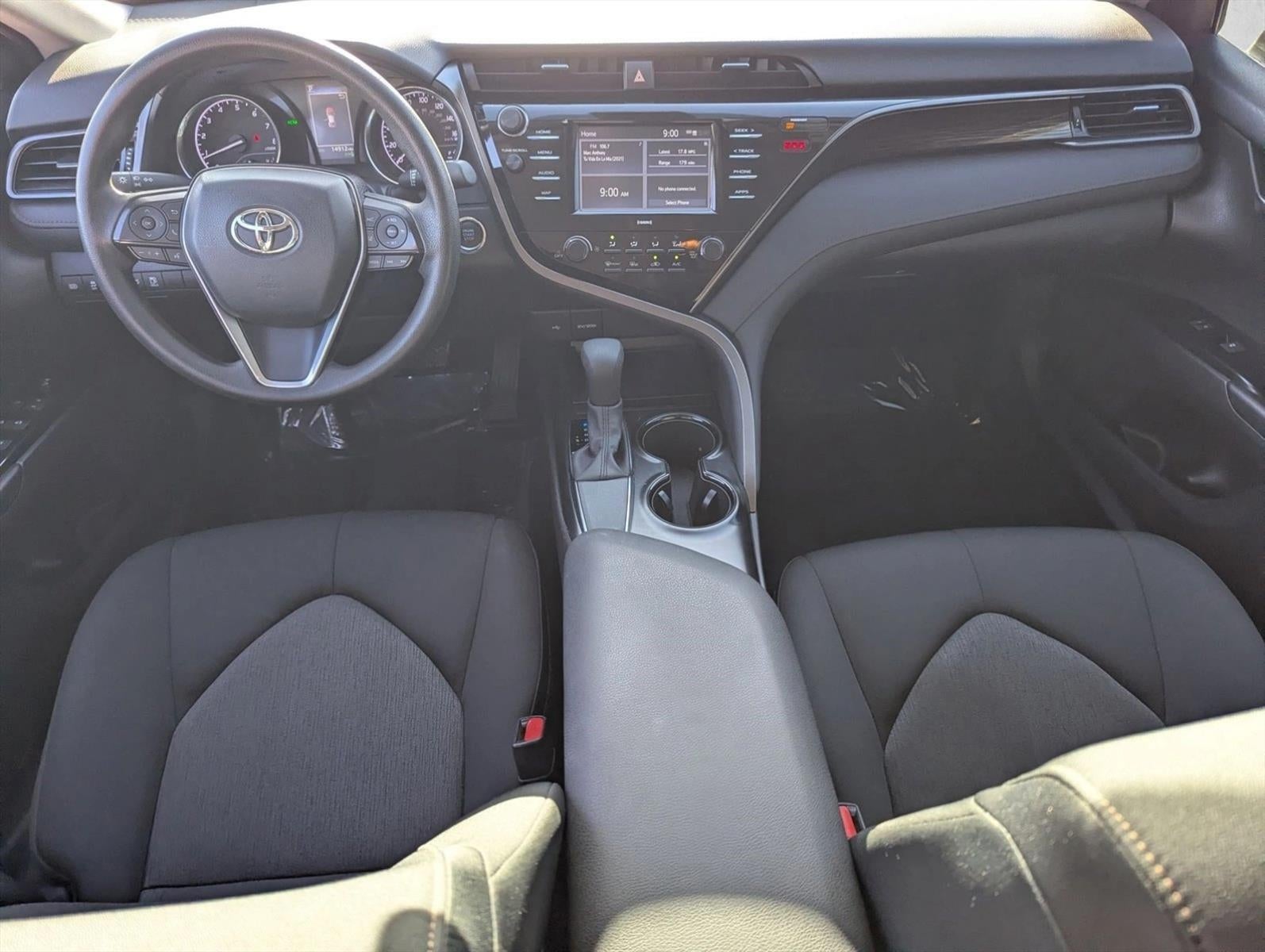 2020 Toyota Camry LE Auto (SE)