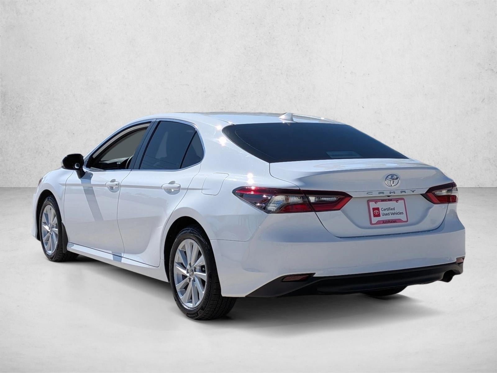 2024 Toyota Camry LE Auto (SE)