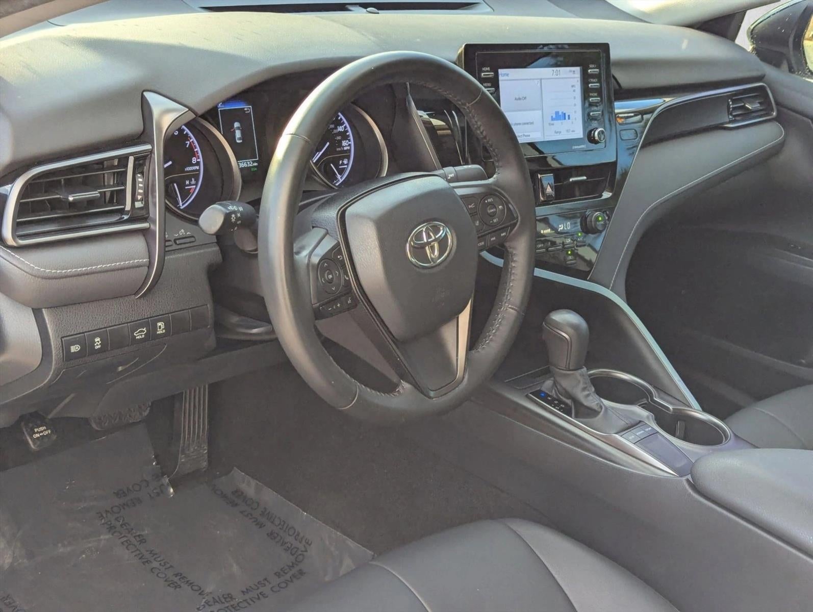 2023 Toyota Camry SE Nightshade Auto (Natl)