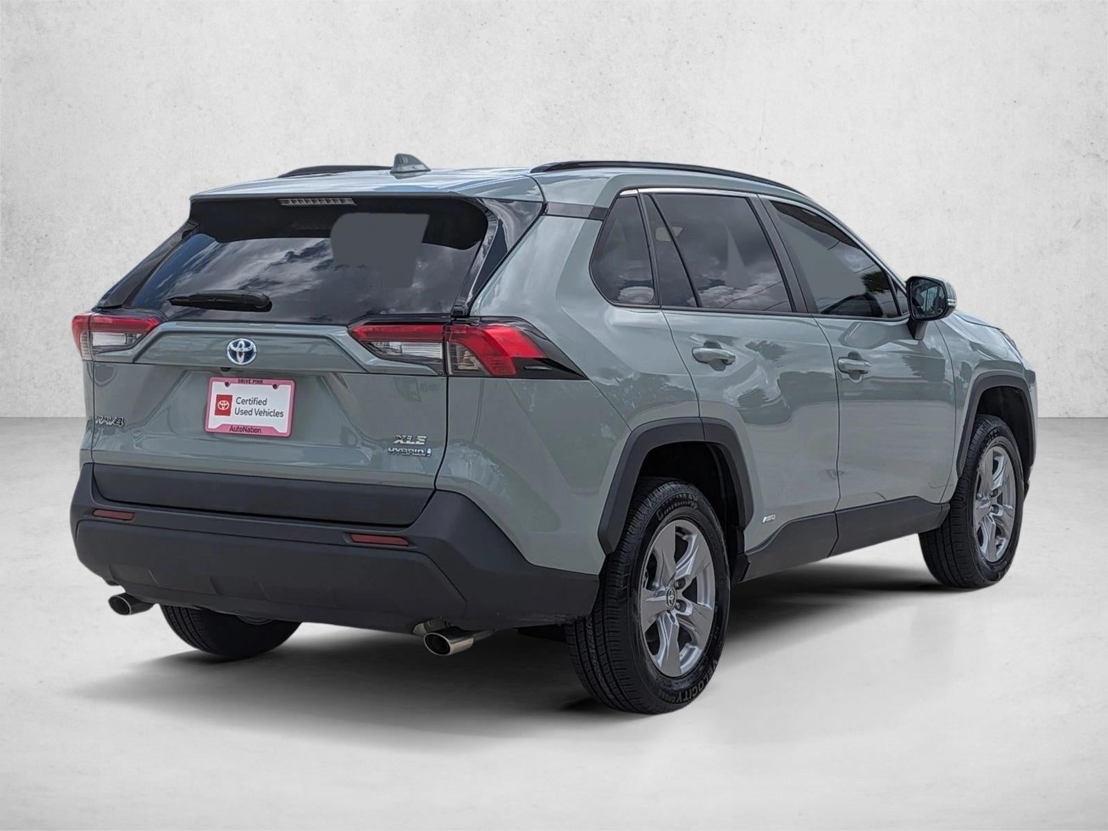2022 Toyota RAV4 Hybrid XLE AWD (Natl)