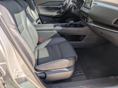 2023 Nissan Rogue FWD SV