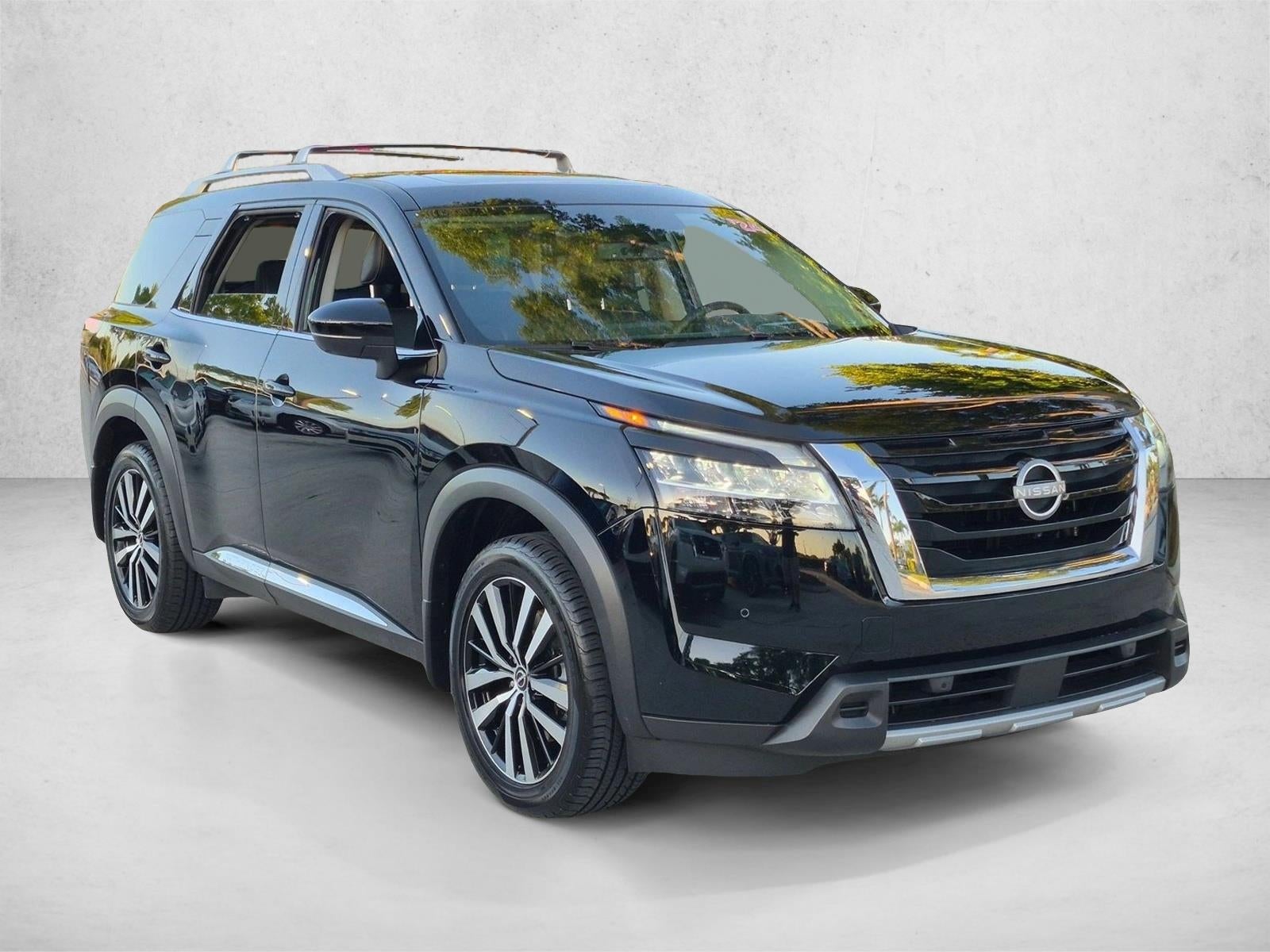 2024 Nissan Pathfinder Platinum 2WD