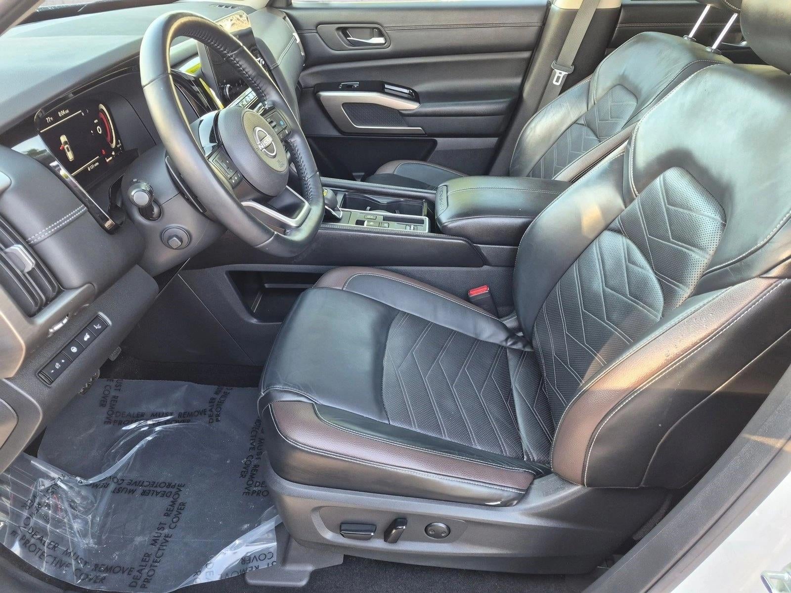2022 Nissan Pathfinder Platinum 2WD