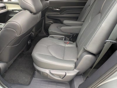 2025 Toyota Grand Highlander Platinum AWD (Natl)