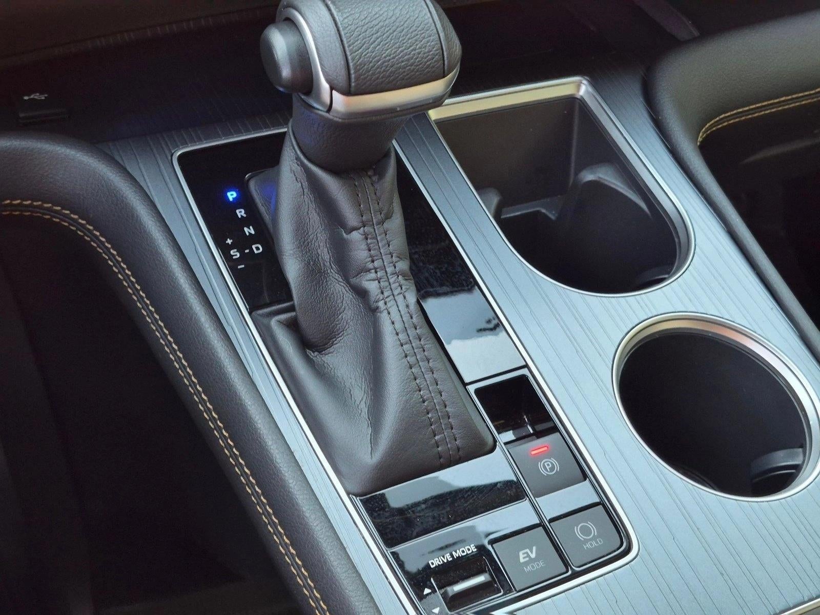 2022 Toyota Sienna XLE Woodland Edition AWD (Natl)