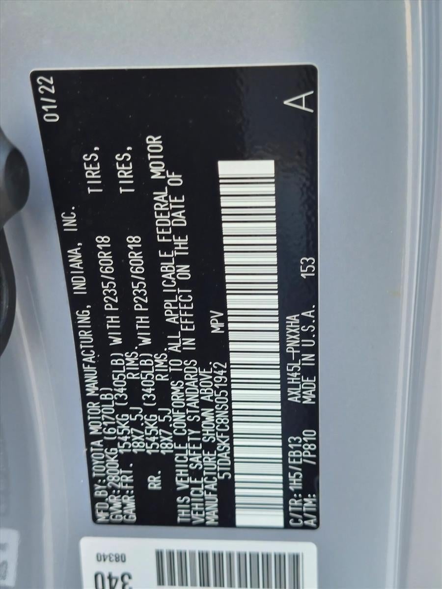 2022 Toyota Sienna XLE Woodland Edition AWD (Natl)