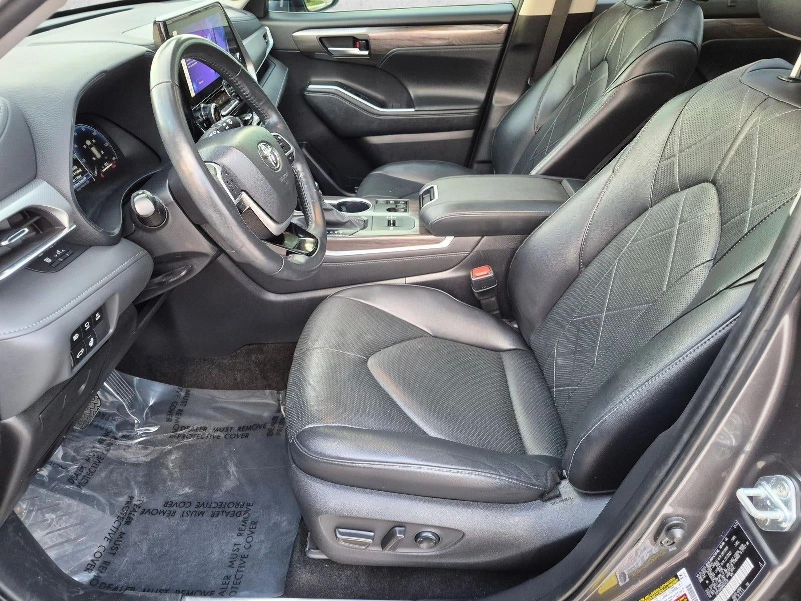 2024 Toyota Highlander Hybrid Platinum FWD (Natl)