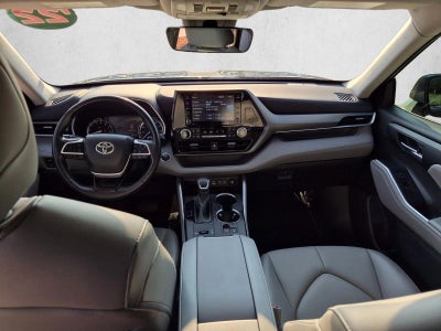 2022 Toyota Highlander XLE FWD (Natl)
