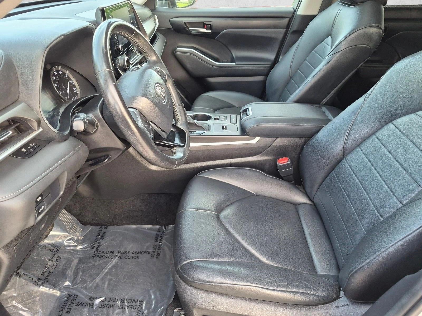 2020 Toyota Highlander XLE FWD (Natl)
