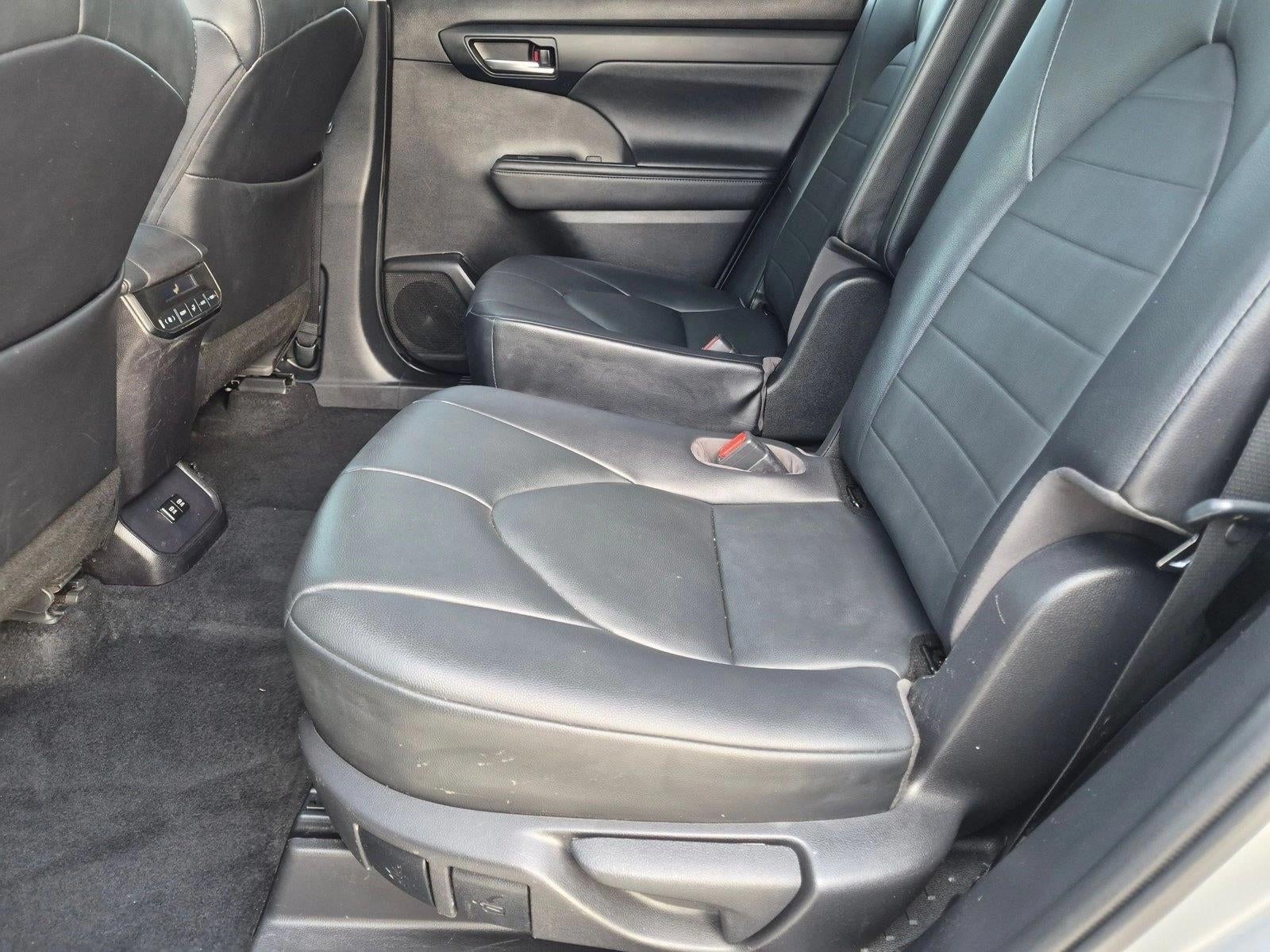 2020 Toyota Highlander XLE FWD (Natl)