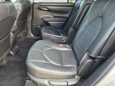 2020 Toyota Highlander XLE FWD (Natl)