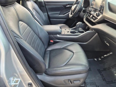 2020 Toyota Highlander XLE FWD (Natl)