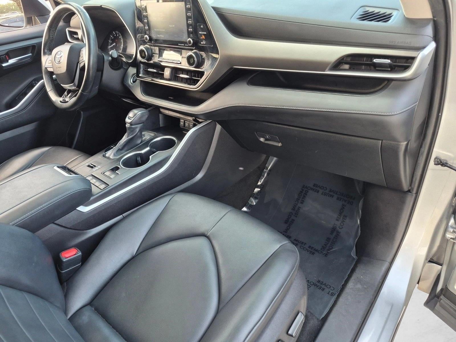 2020 Toyota Highlander XLE FWD (Natl)