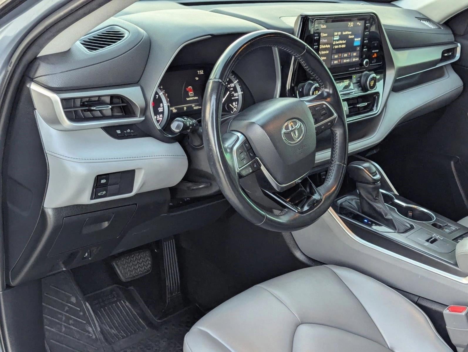 2021 Toyota Highlander XLE FWD (Natl)