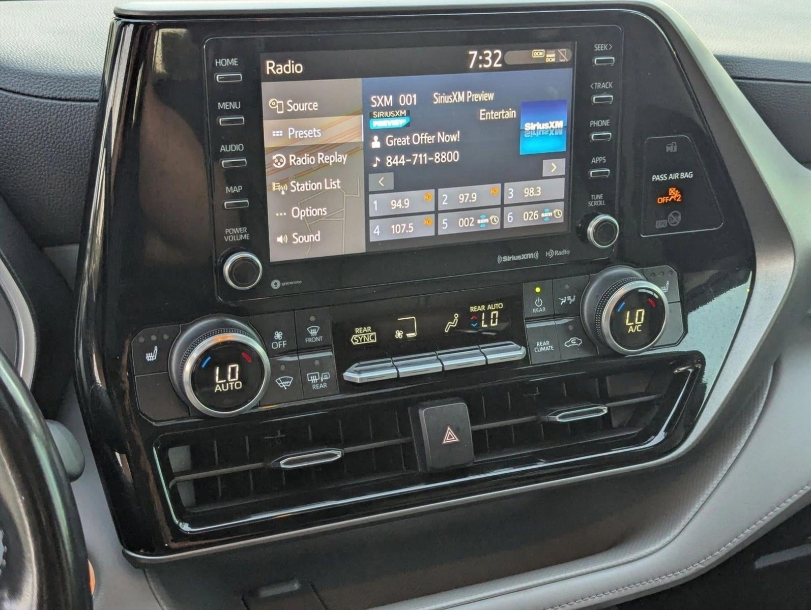 2021 Toyota Highlander XLE FWD (Natl)