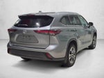 2026 Toyota Highlander Hybrid XLE AWD (Natl)