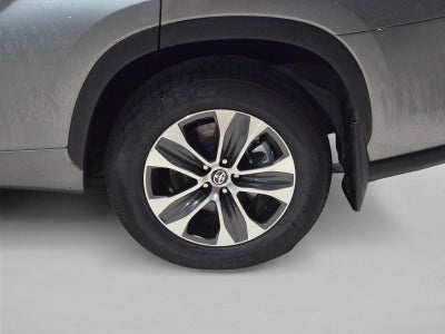 2026 Toyota Highlander Hybrid XLE AWD (Natl)