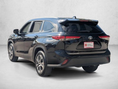 2023 Toyota Highlander XLE FWD (Natl)