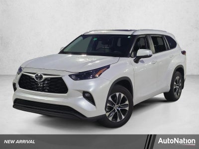 2024 Toyota Highlander XLE FWD (Natl)