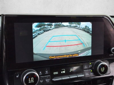 2024 Toyota Highlander XLE FWD (Natl)