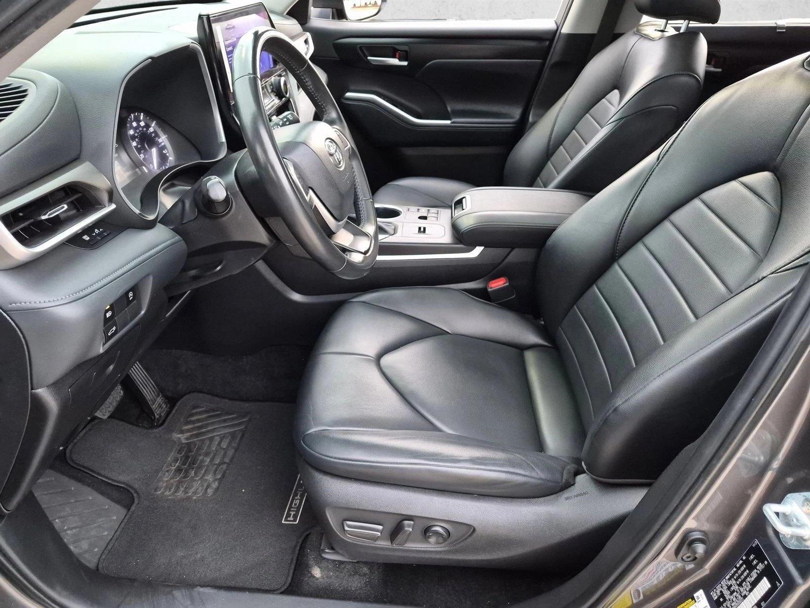 2024 Toyota Highlander XLE FWD (Natl)
