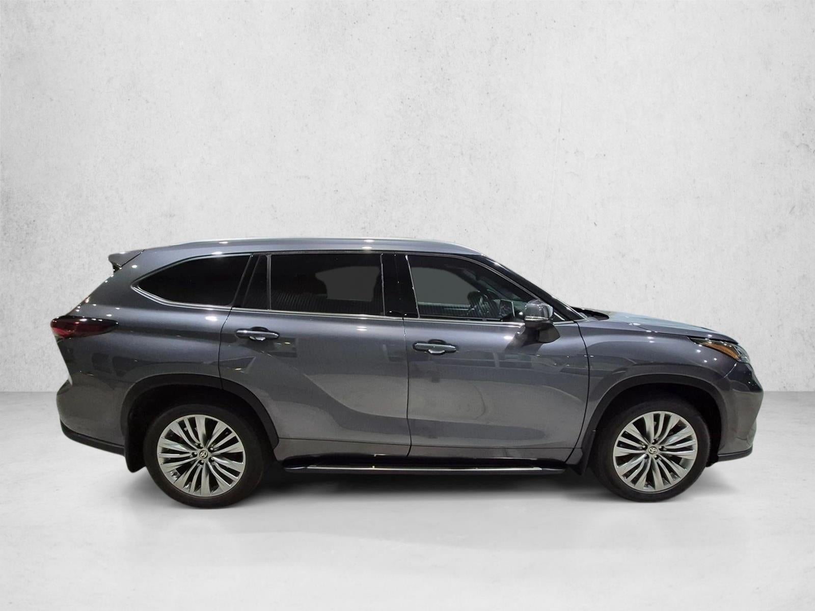 2024 Toyota Highlander Platinum FWD (Natl)
