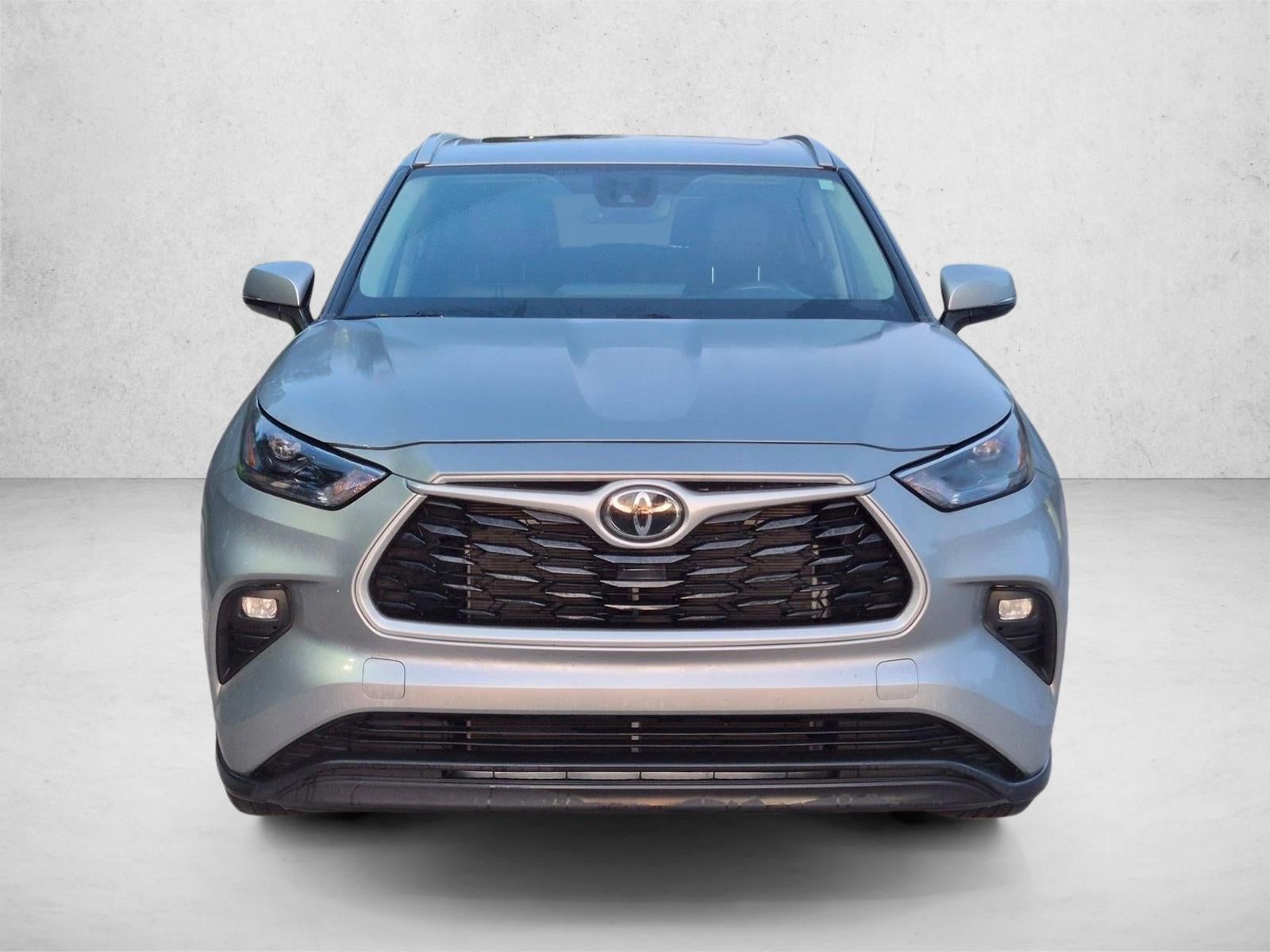2023 Toyota Highlander XLE FWD (Natl)