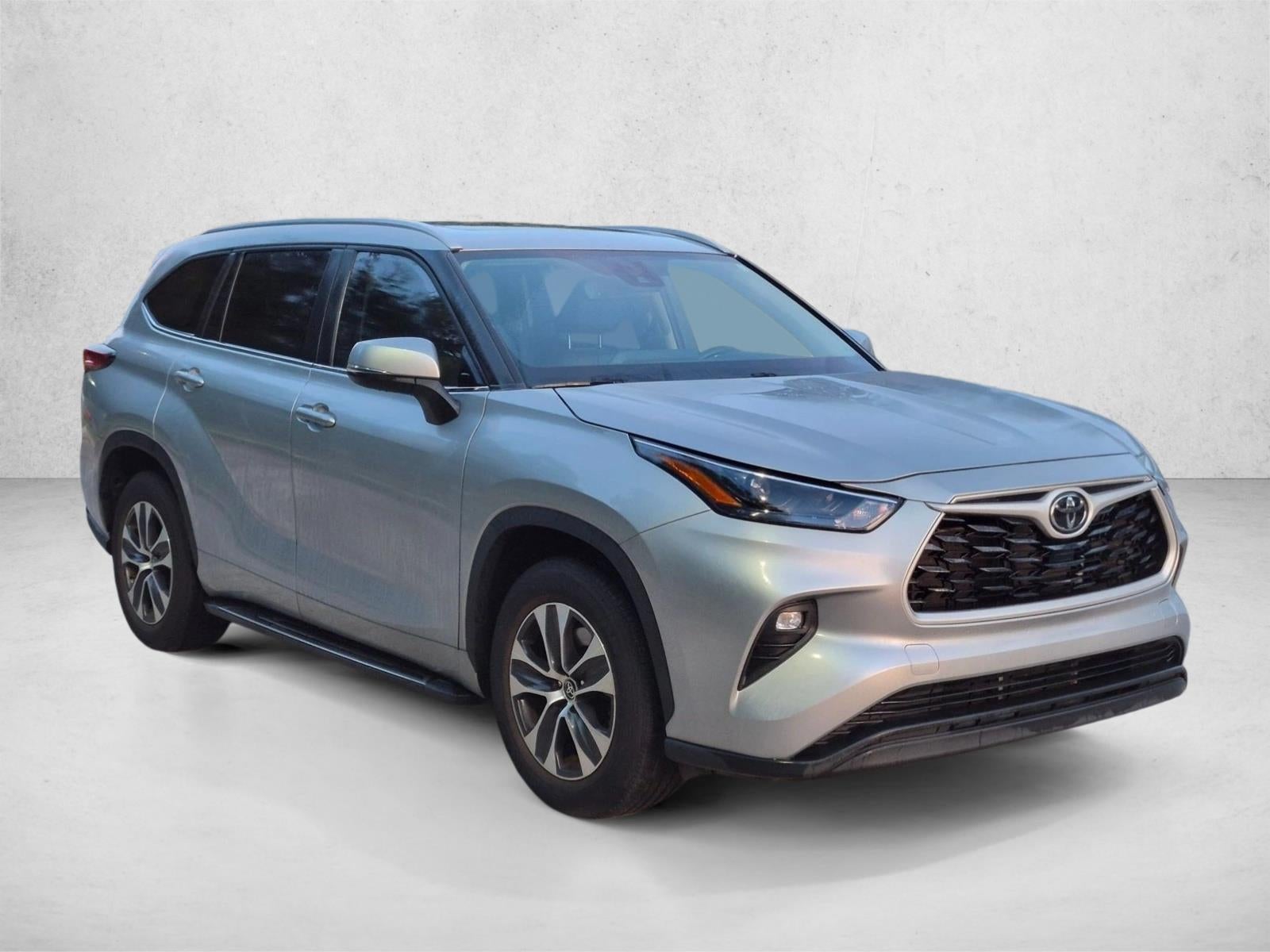 2023 Toyota Highlander XLE FWD (Natl)