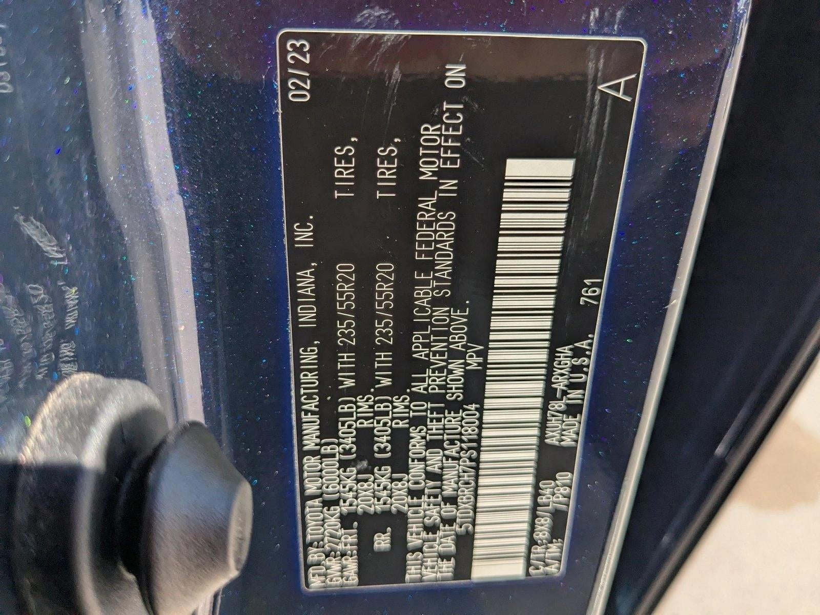 2023 Toyota Highlander Hybrid Limited AWD (Natl)