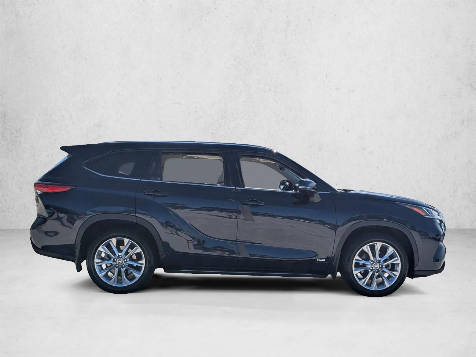 2023 Toyota Highlander Hybrid Limited AWD (Natl)