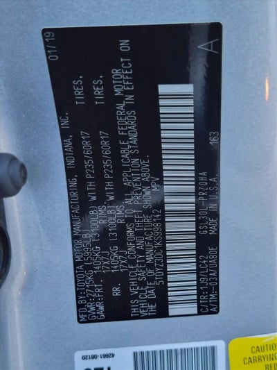 2019 Toyota Sienna XLE FWD 8-Passenger (Natl)