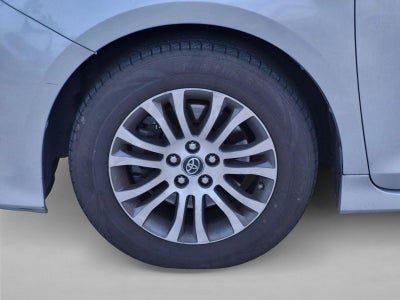 2019 Toyota Sienna XLE FWD 8-Passenger (Natl)