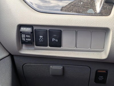 2019 Toyota Sienna XLE FWD 8-Passenger (Natl)