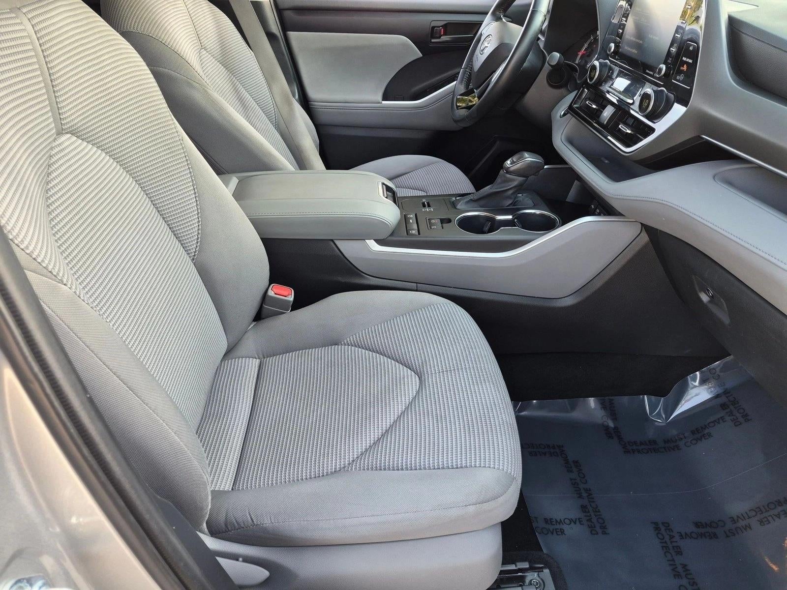 2021 Toyota Highlander LE FWD (GS)