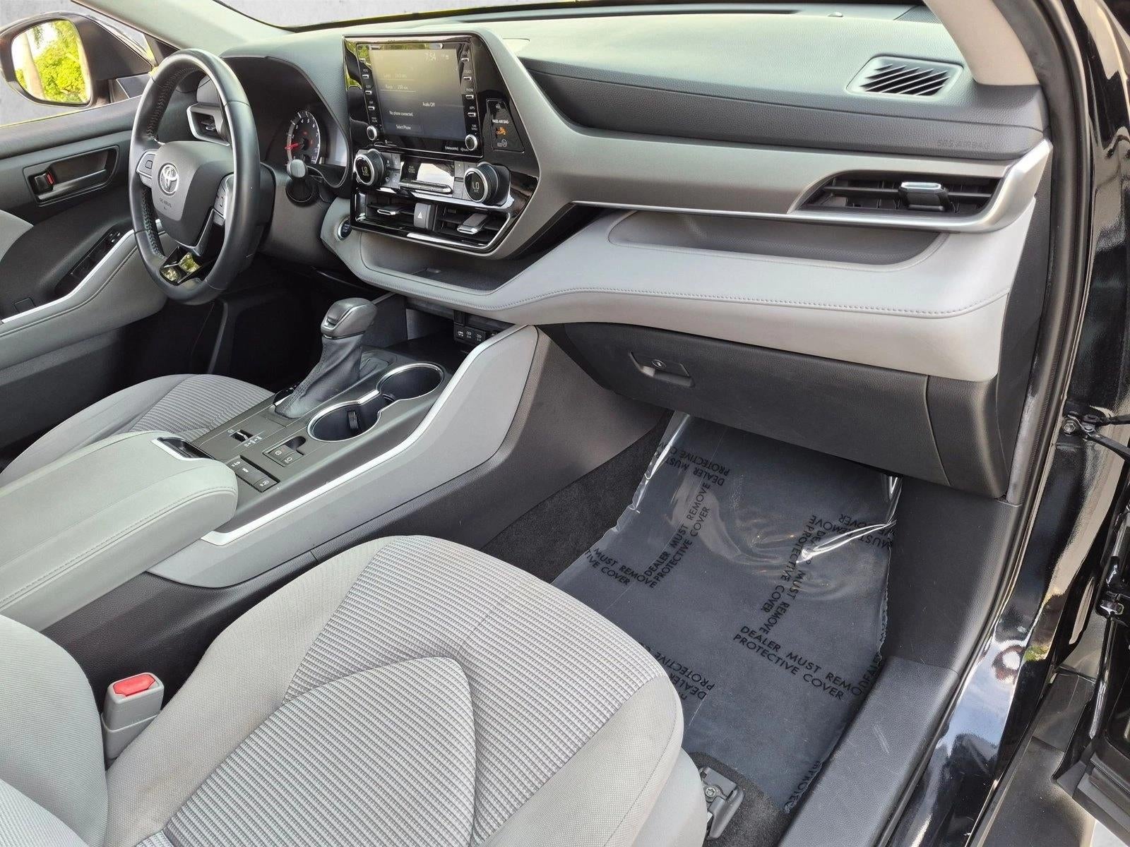 2021 Toyota Highlander LE FWD (GS)