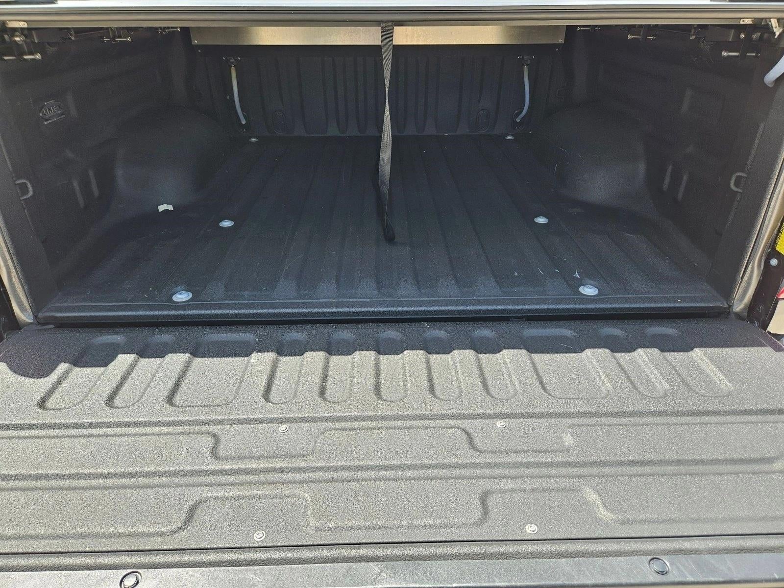 2020 Toyota Tundra 4WD 4WD SR5 CrewMax 5.5' Bed 5.7L (SE)