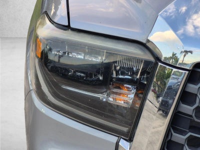 2020 Toyota Tundra 2WD 2WD SR5 CrewMax 5.5' Bed 5.7L (SE)