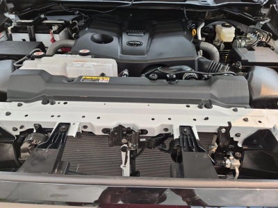 2025 Toyota Tundra 4WD 4WD SR CrewMax 5.5' Bed (Natl)