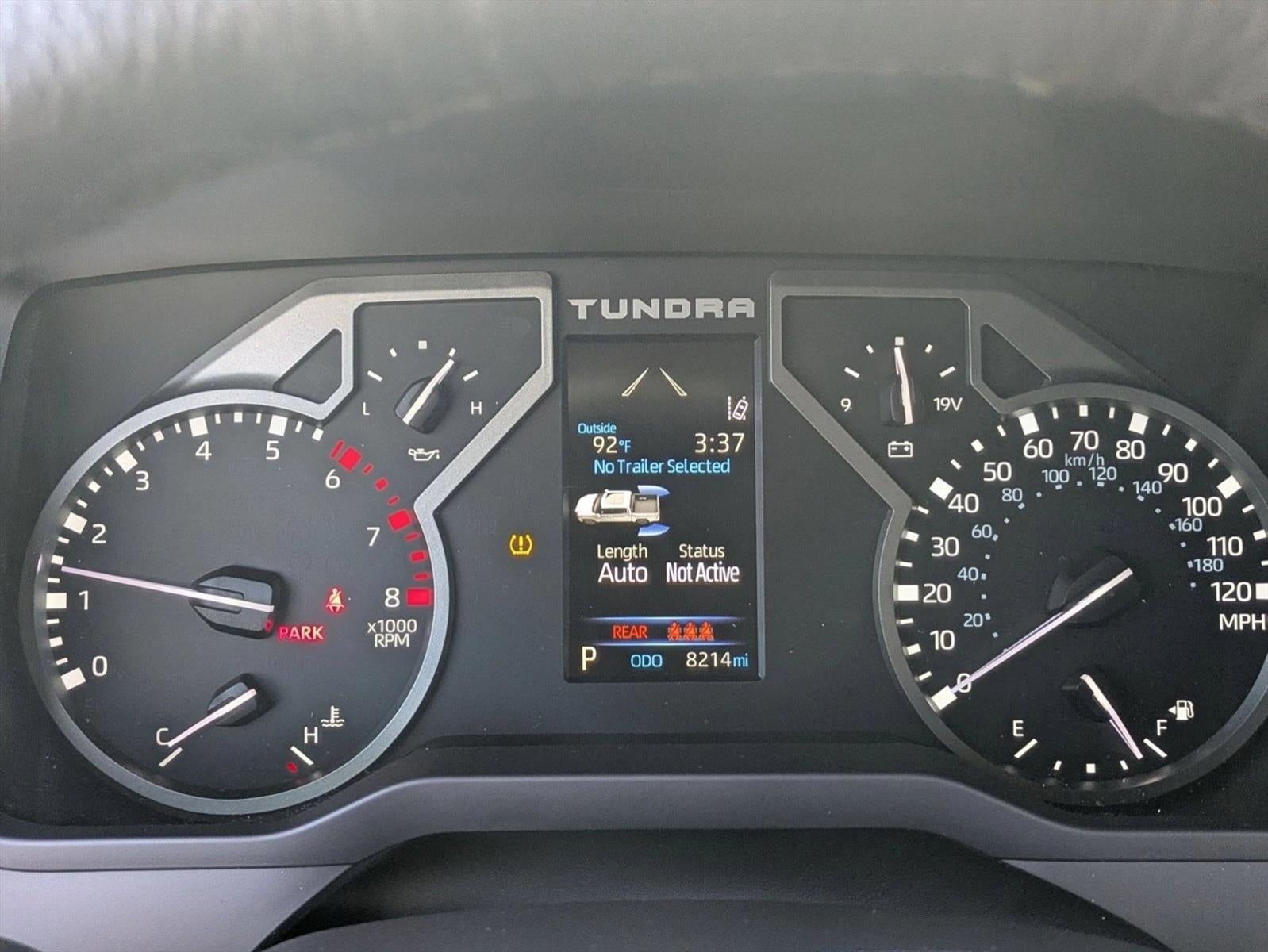 2025 Toyota Tundra 4WD 4WD SR5 CrewMax 5.5' Bed (SE)