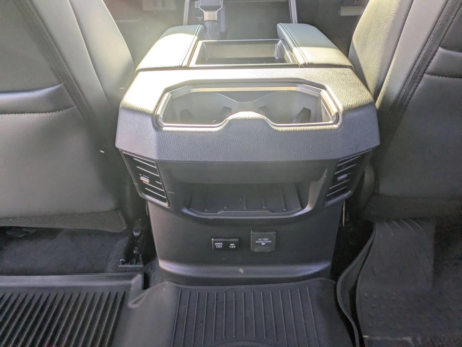 2025 Toyota Tundra 4WD 4WD SR5 CrewMax 5.5' Bed (SE)