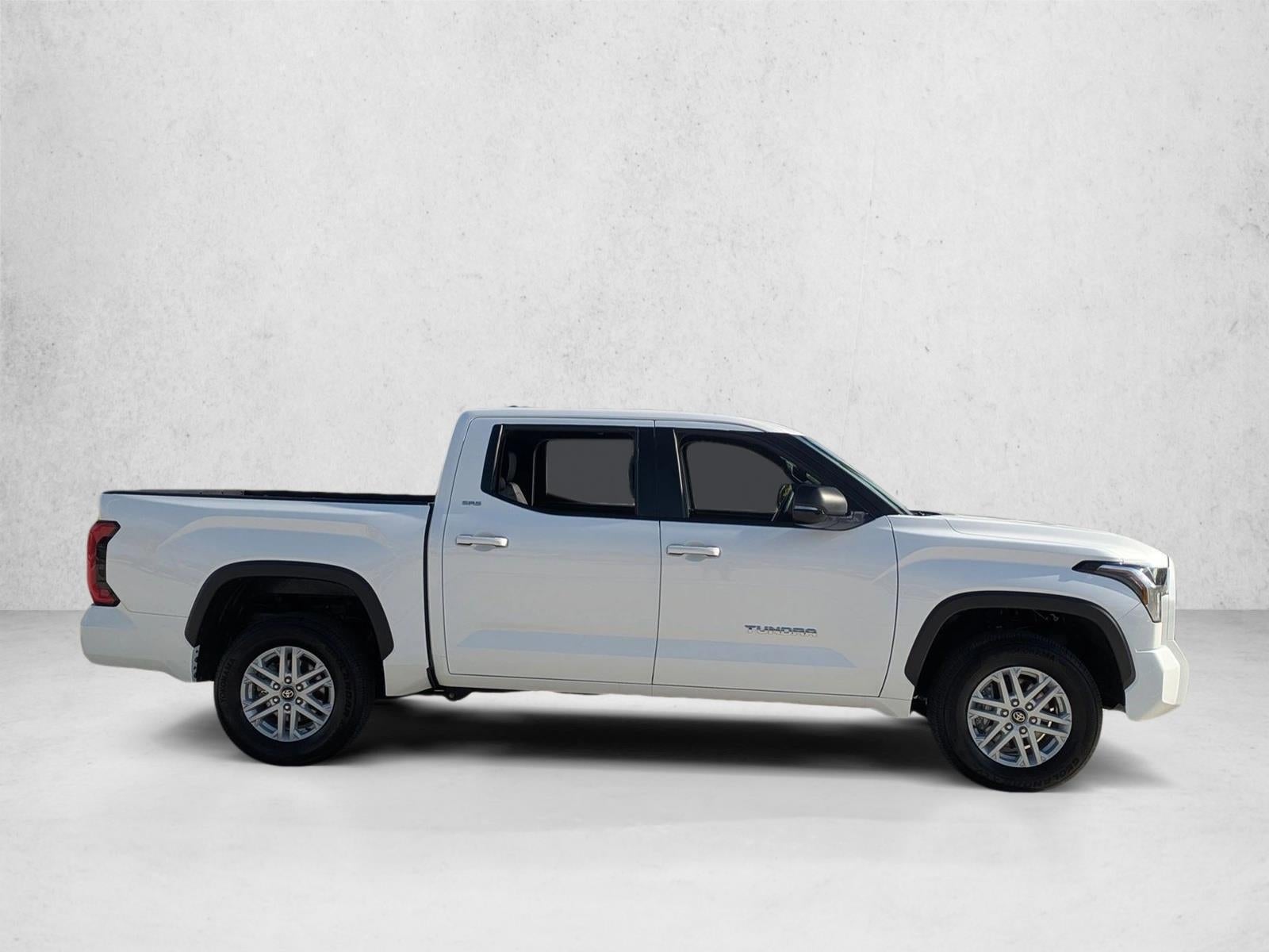 2025 Toyota Tundra 4WD 4WD SR5 CrewMax 5.5' Bed (SE)