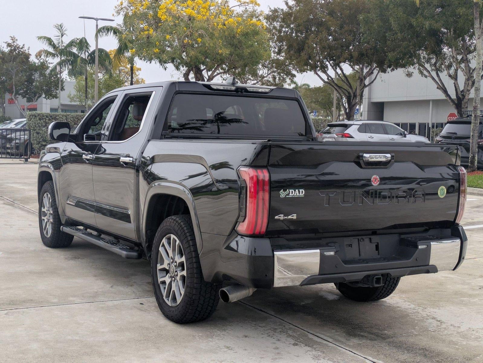 2022 Toyota Tundra 4WD 4WD 1794 Edition Hybrid CrewMax 5.5' Bed (Natl)