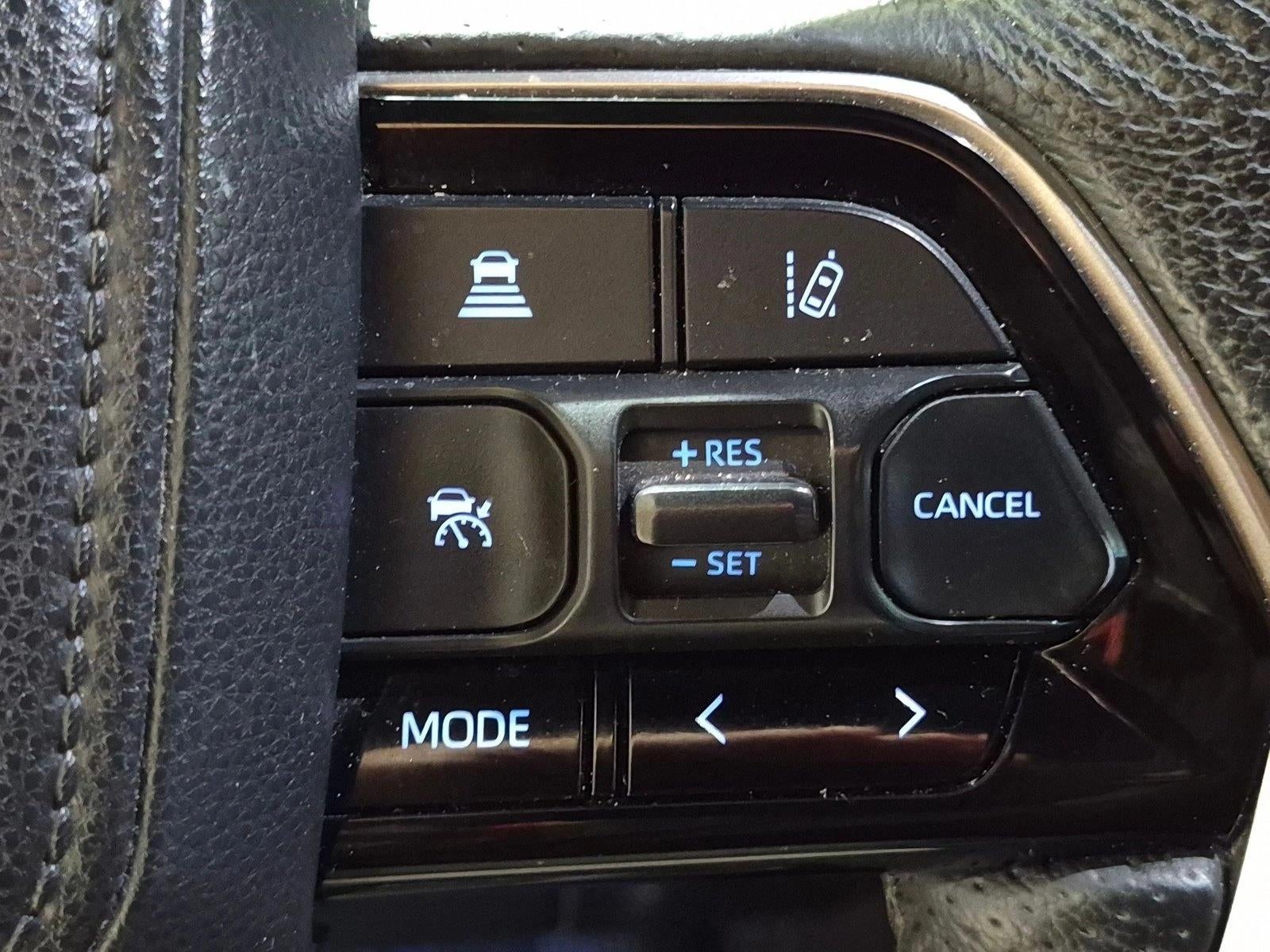 2023 Toyota Tundra 2WD 2WD Platinum CrewMax 5.5' Bed (SE)