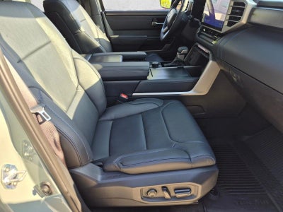 2026 Toyota Tundra 4WD 4WD Platinum CrewMax 5.5' Bed (Natl)